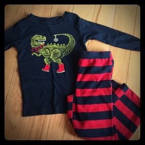 Dinosaur 🦖 🎄winter PJ’s!